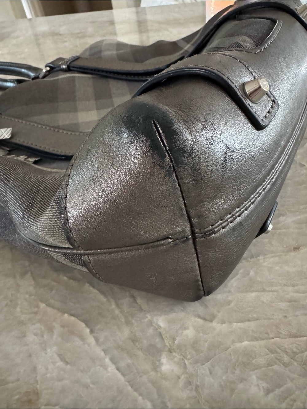 Vintage Burberry Nova Check Haymarket Tote Gray Bag Metallic Leather Trim - Picture 12 of 14